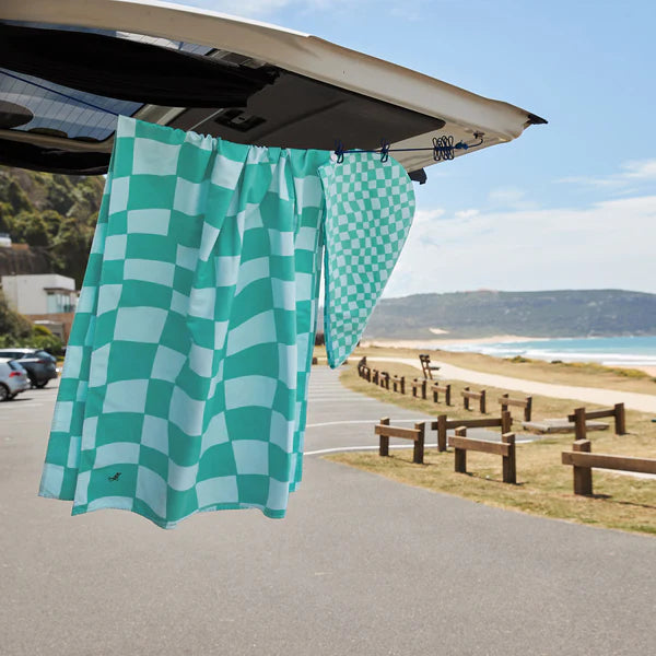 02_VANLIFE24-TOWLB-HAIRW-DES-001-SQ_dggnls_600x_eaee5e78-be2f-453b-b5b8-b6f25c89d0dc.webp