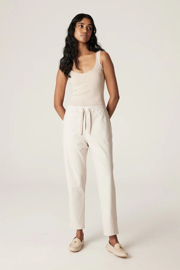 Zoe Jogger - Presence Hamilton