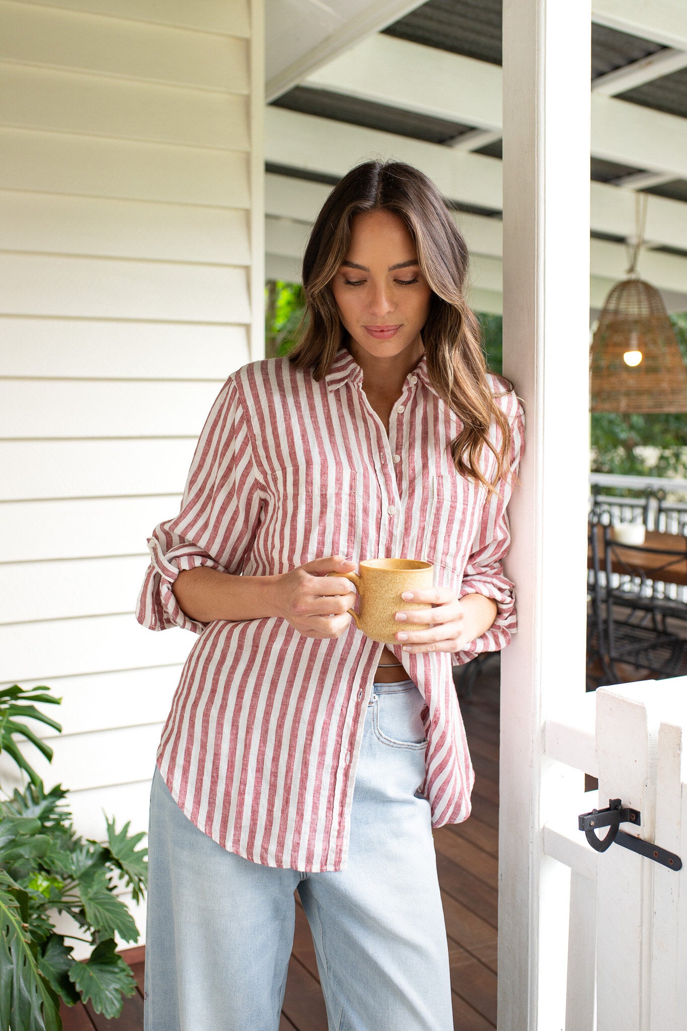 Hut_Rhubarb_Stripe_Boyfriend_Linen_Shirt_1-wxkp83jr.jpg