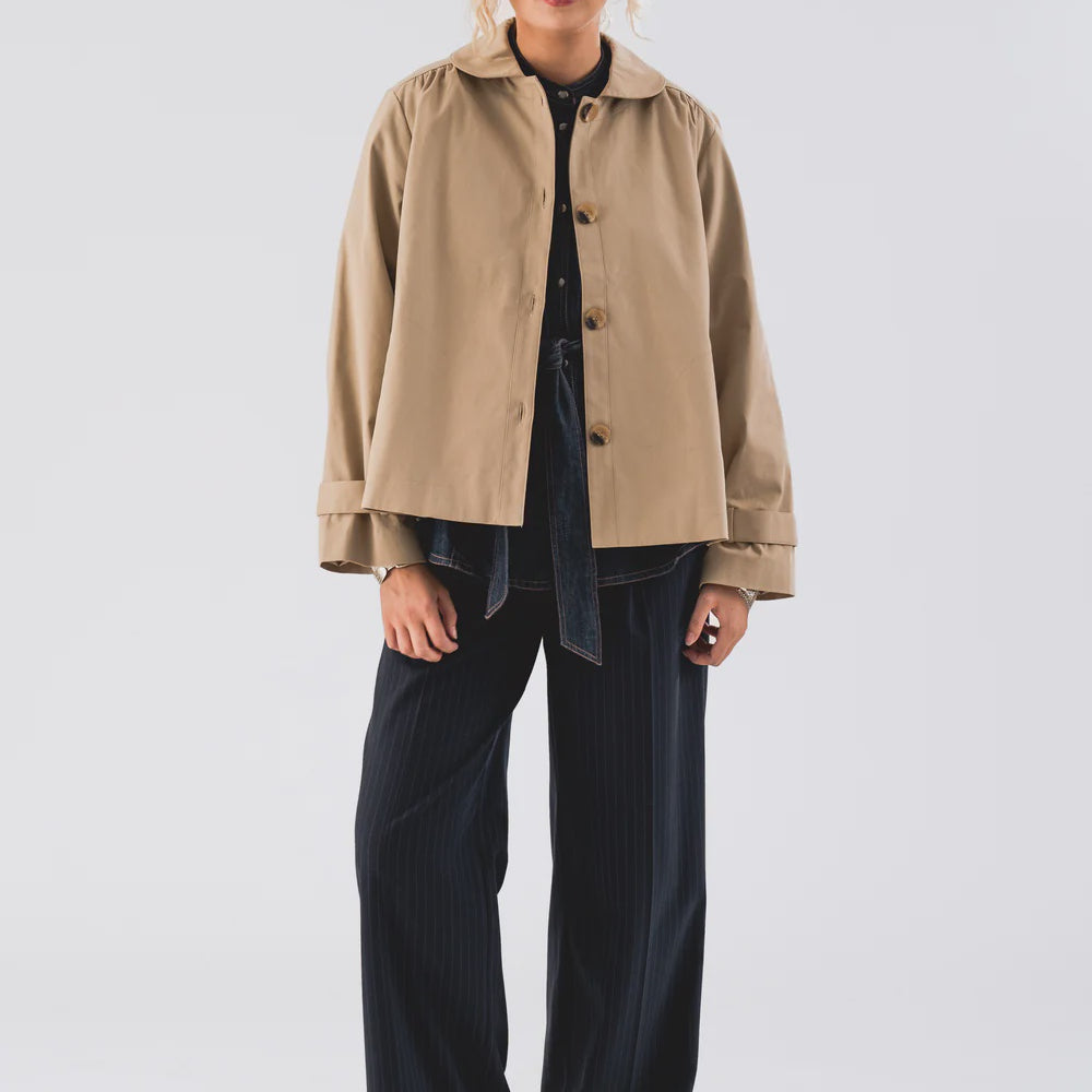 ViolaLL_Jacket_LS-Jacket-90061-6005-03_Ecru_14b37e40-38c0-4484-a3a4-4b8344d779de.jpg