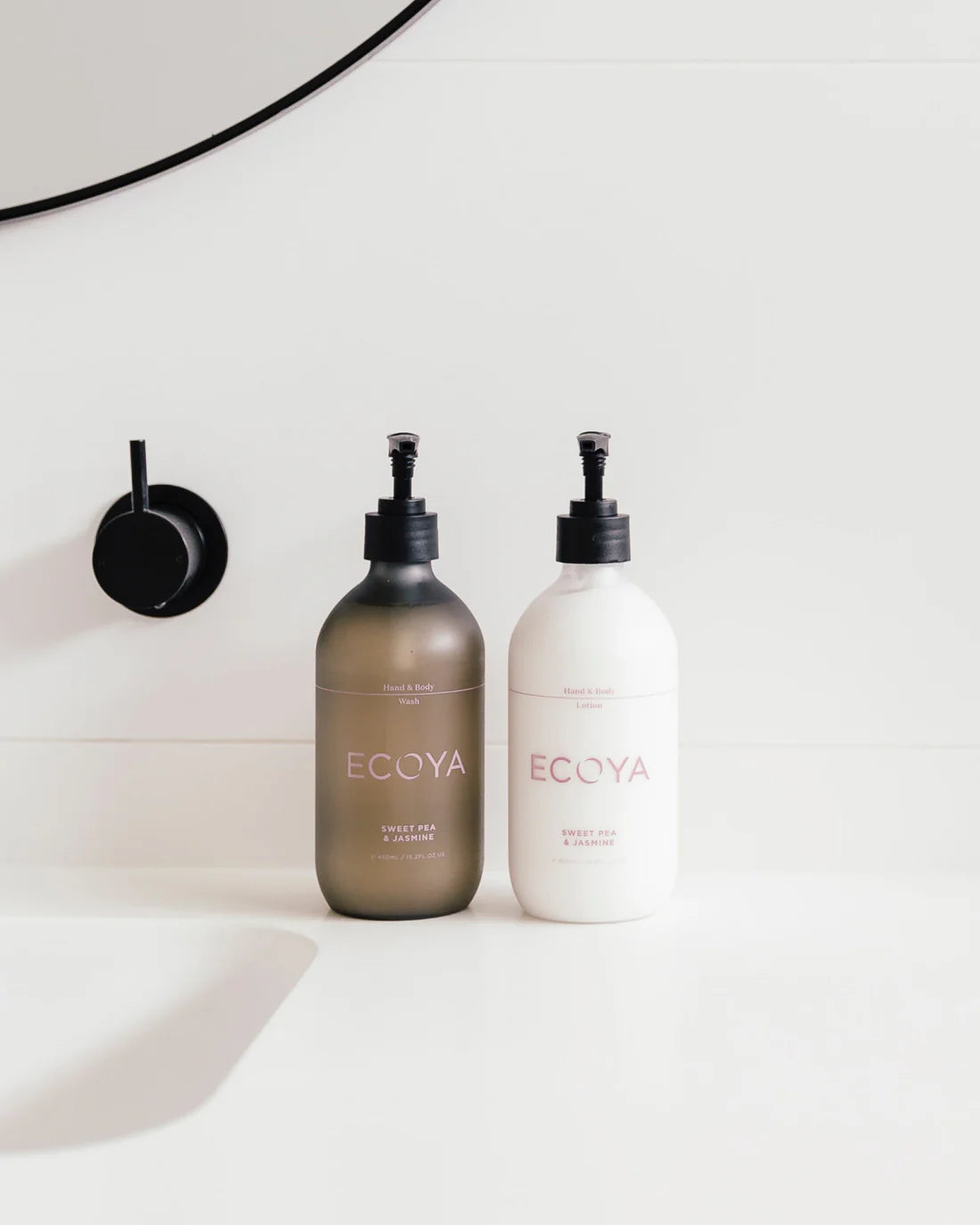 lifestlye-spj-lotion-1-2048x2560.webp