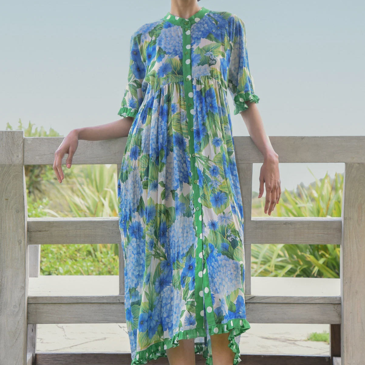 0034CTSU27_YOU_HAD_ME_AT_HYDRANGEA_DON_T_MAKE_WAVES_DRESS_CT5806-01_HYDRANGEA_1.jpg