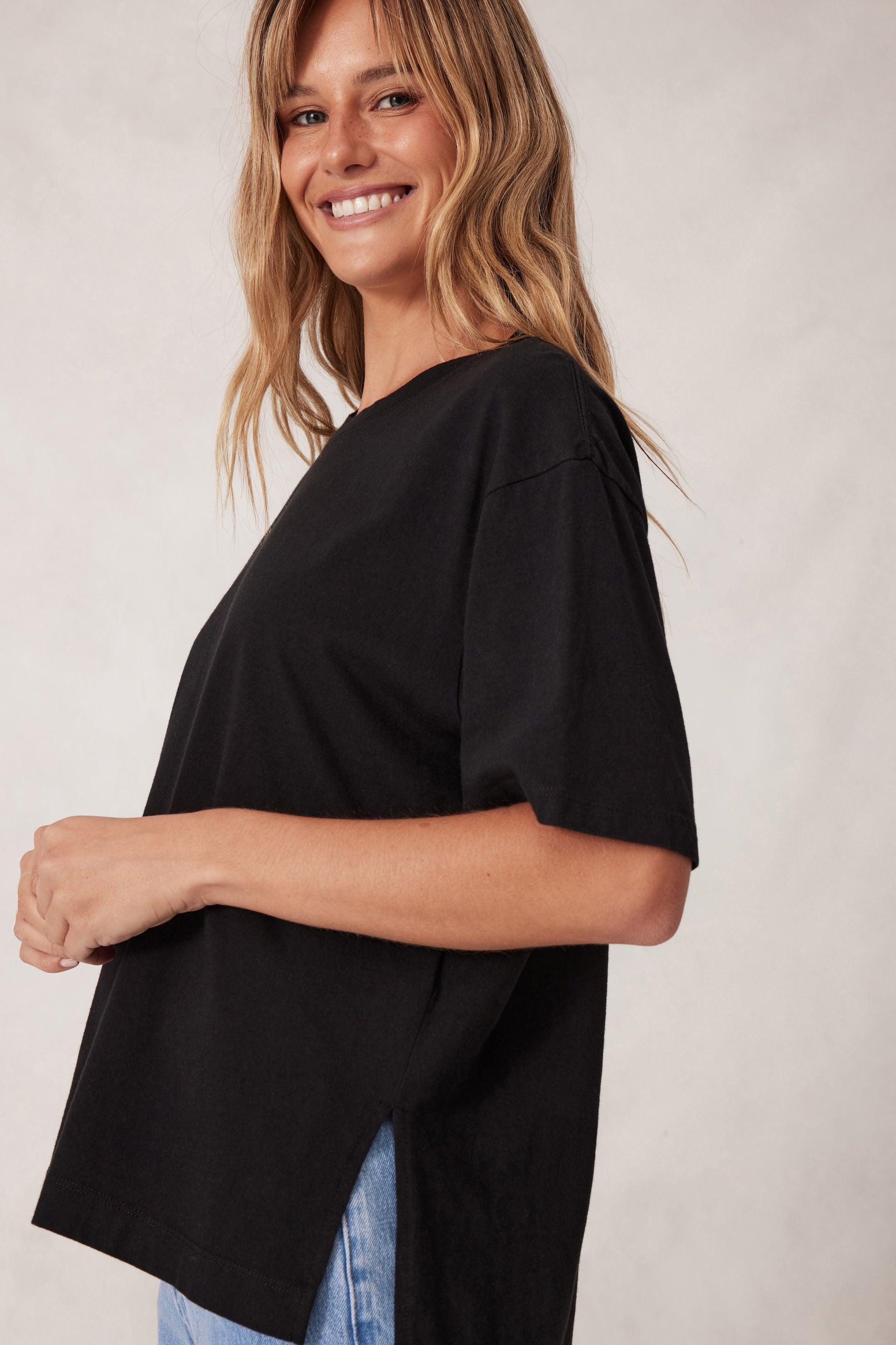 Stevie Slouchy Tee- Black