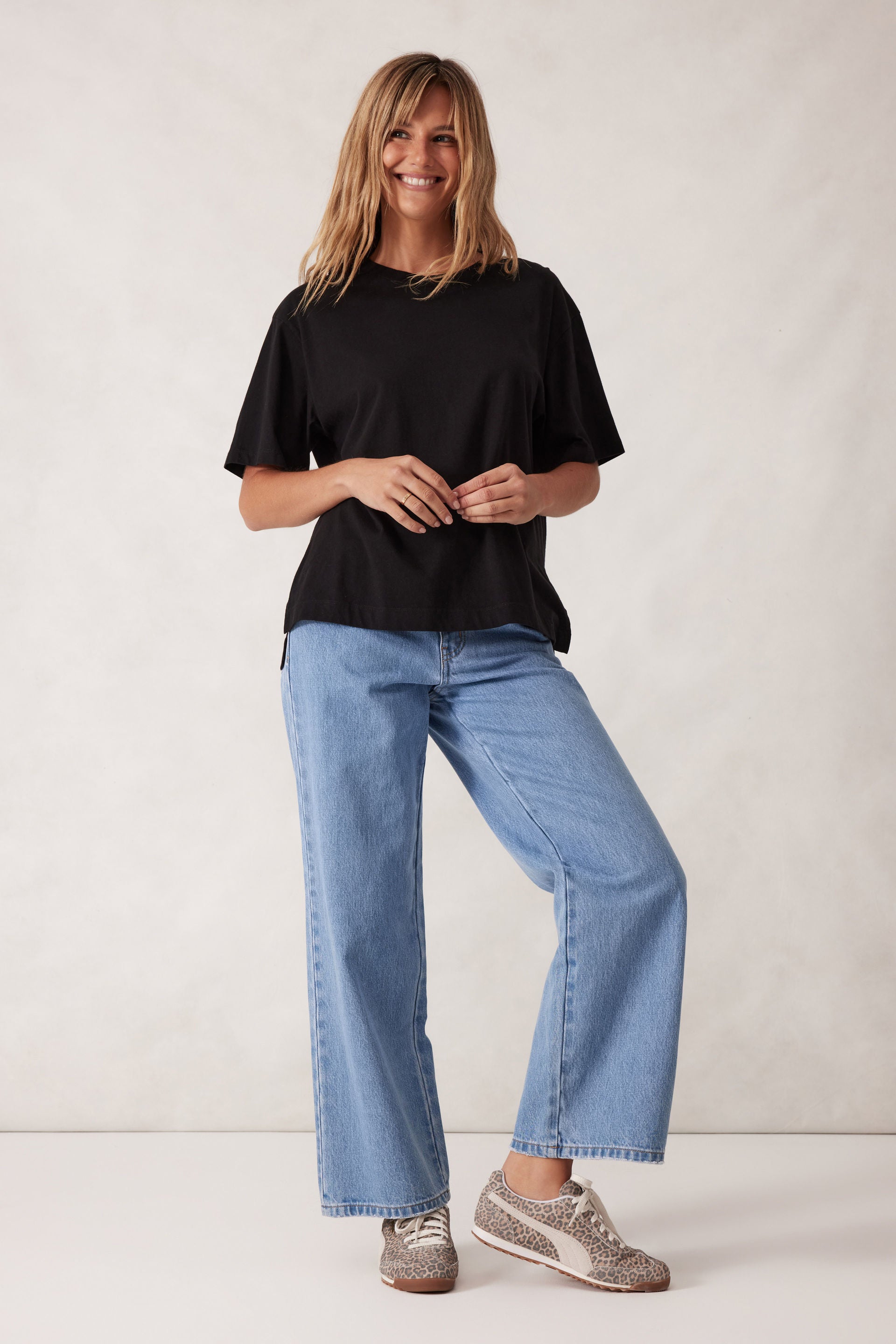 Stevie Slouchy Tee- Black