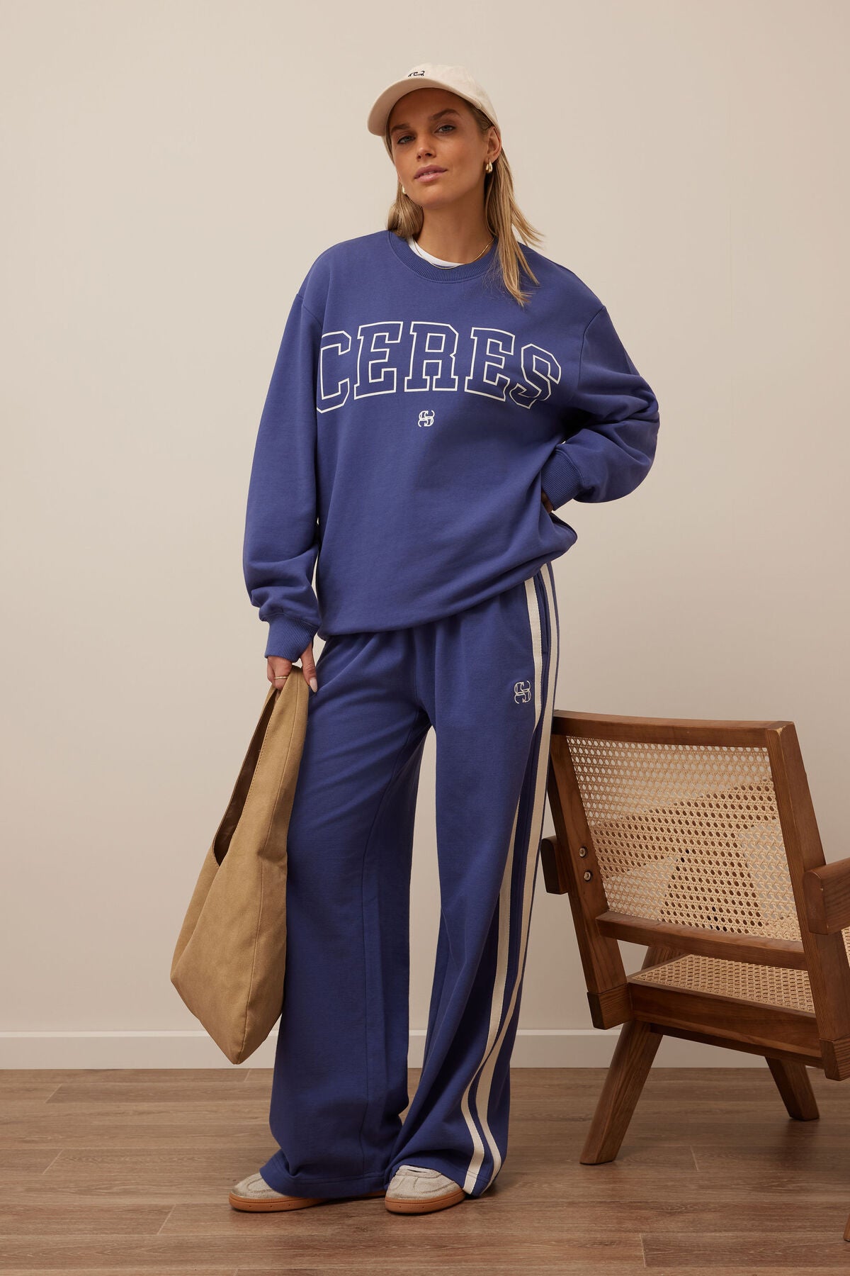 Isla Oversized Slouchy Crew - Washed Navy