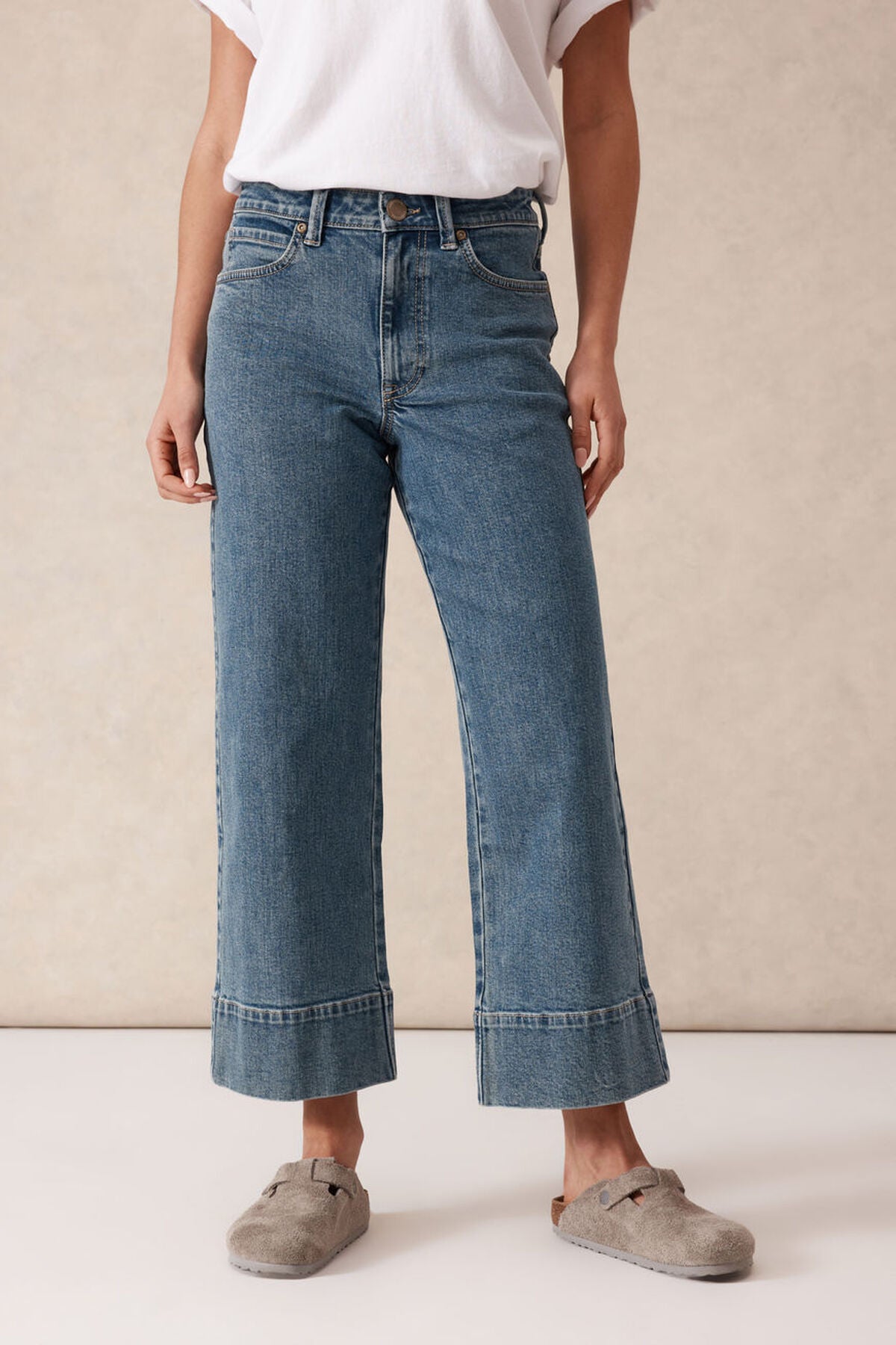 Wide Leg Crop Jean