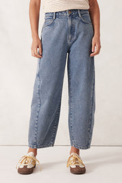 Maggie Tapered Barrel Jean