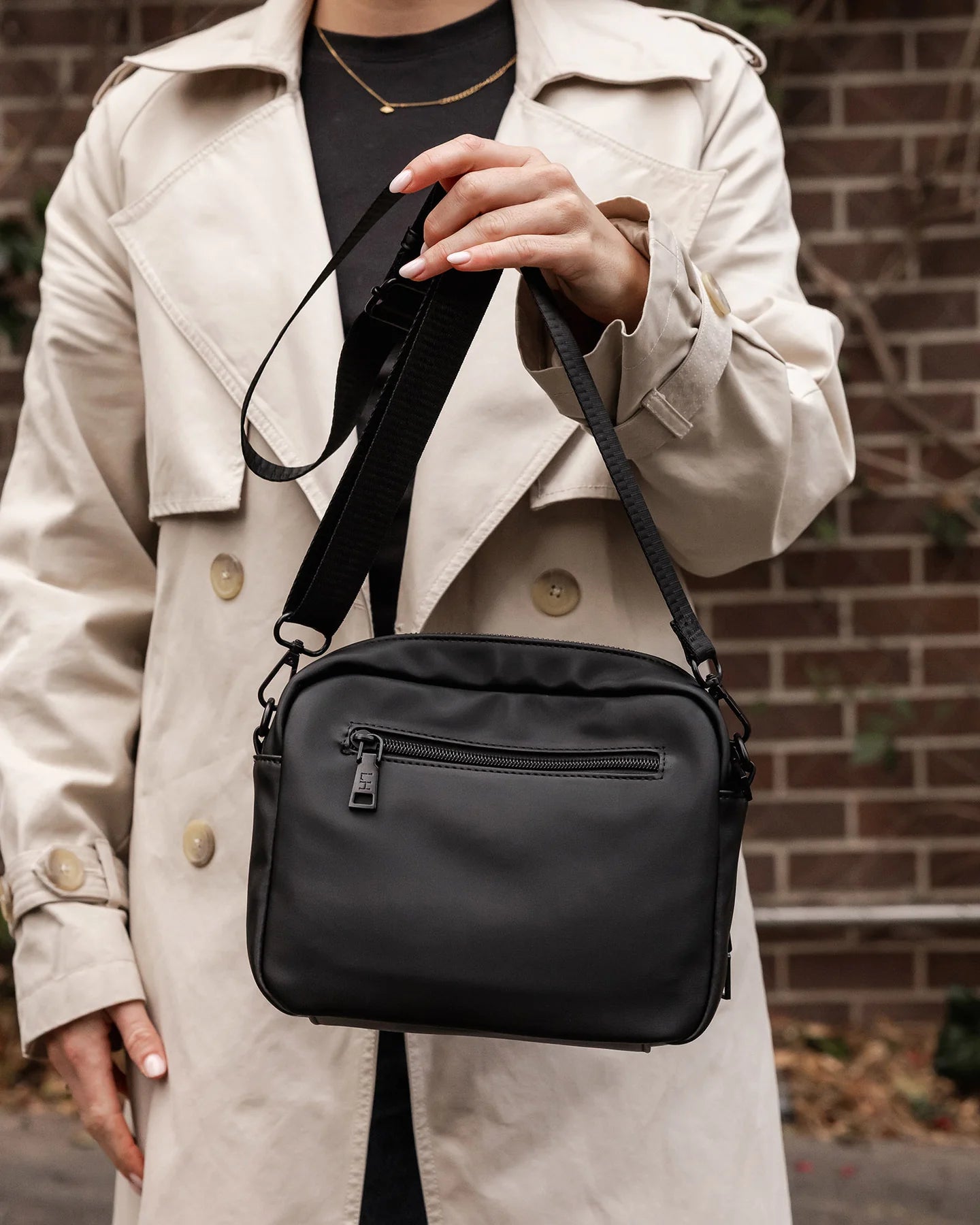 London Camera Crossbody Bag
