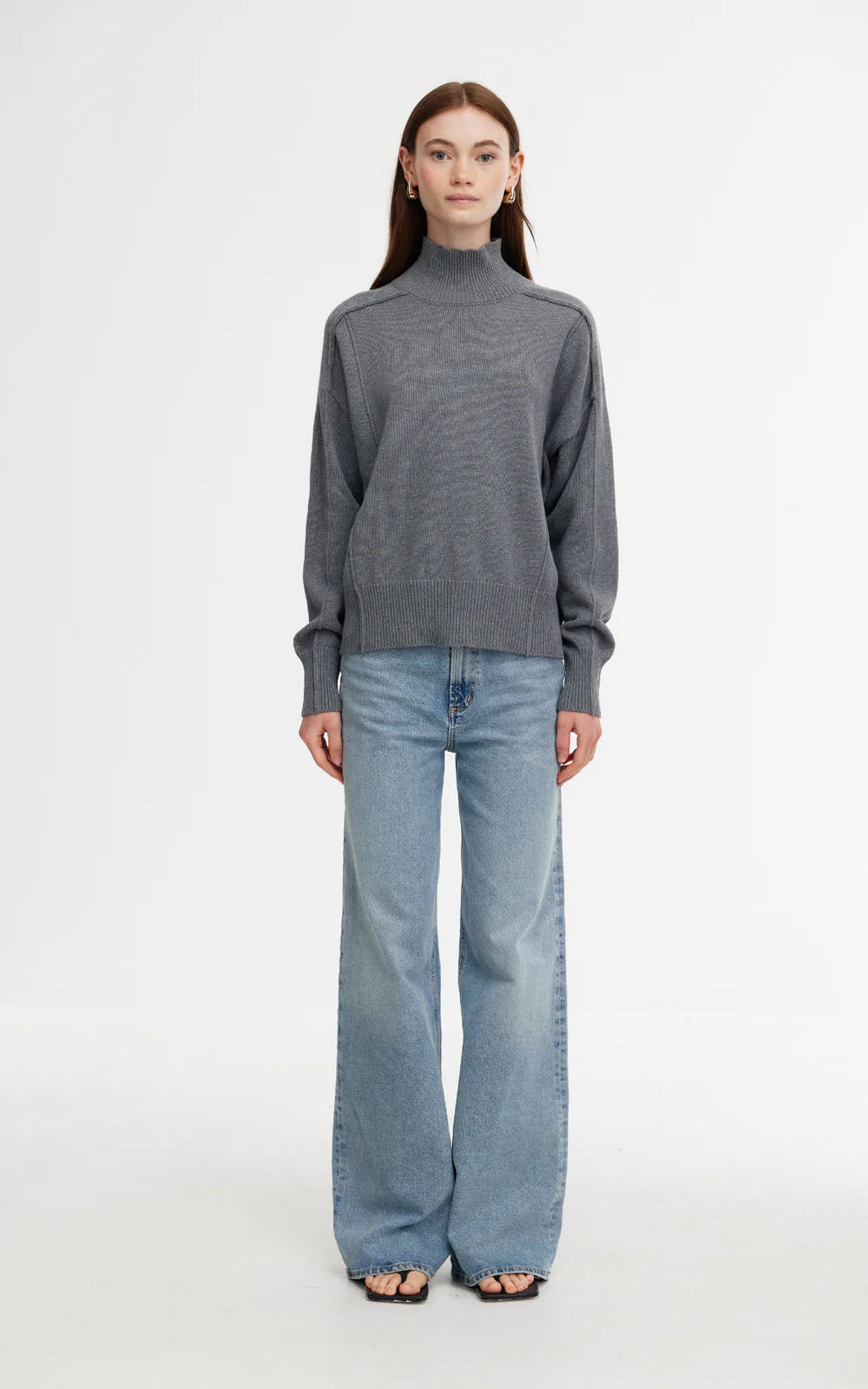 Mae Jumper
