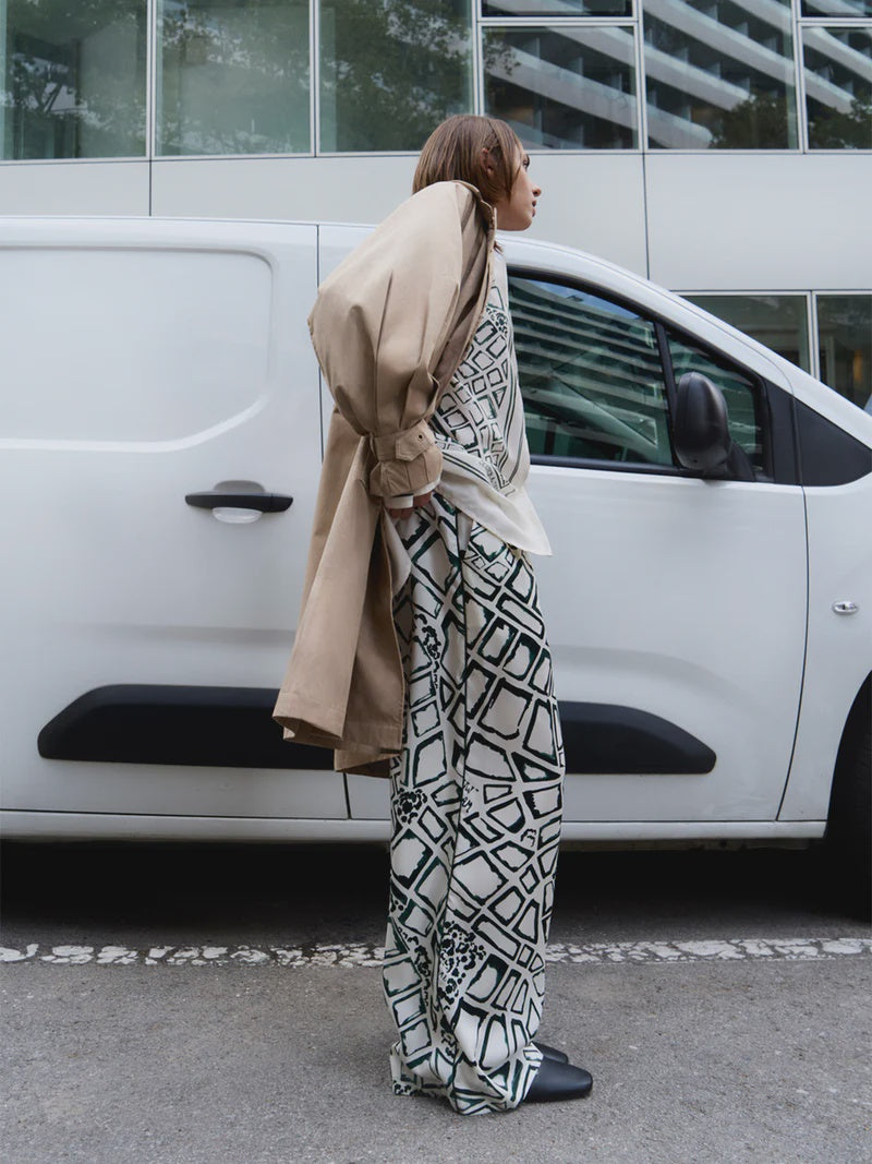 2522179551-U736-CMP.jpg