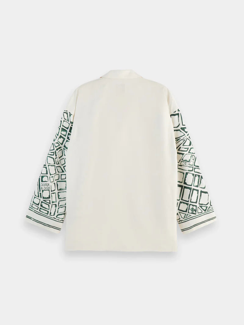 Oversized placed print shirt