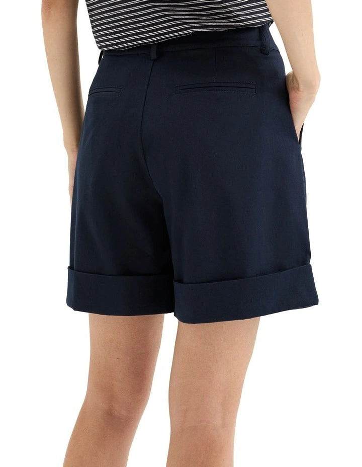 Nova Short