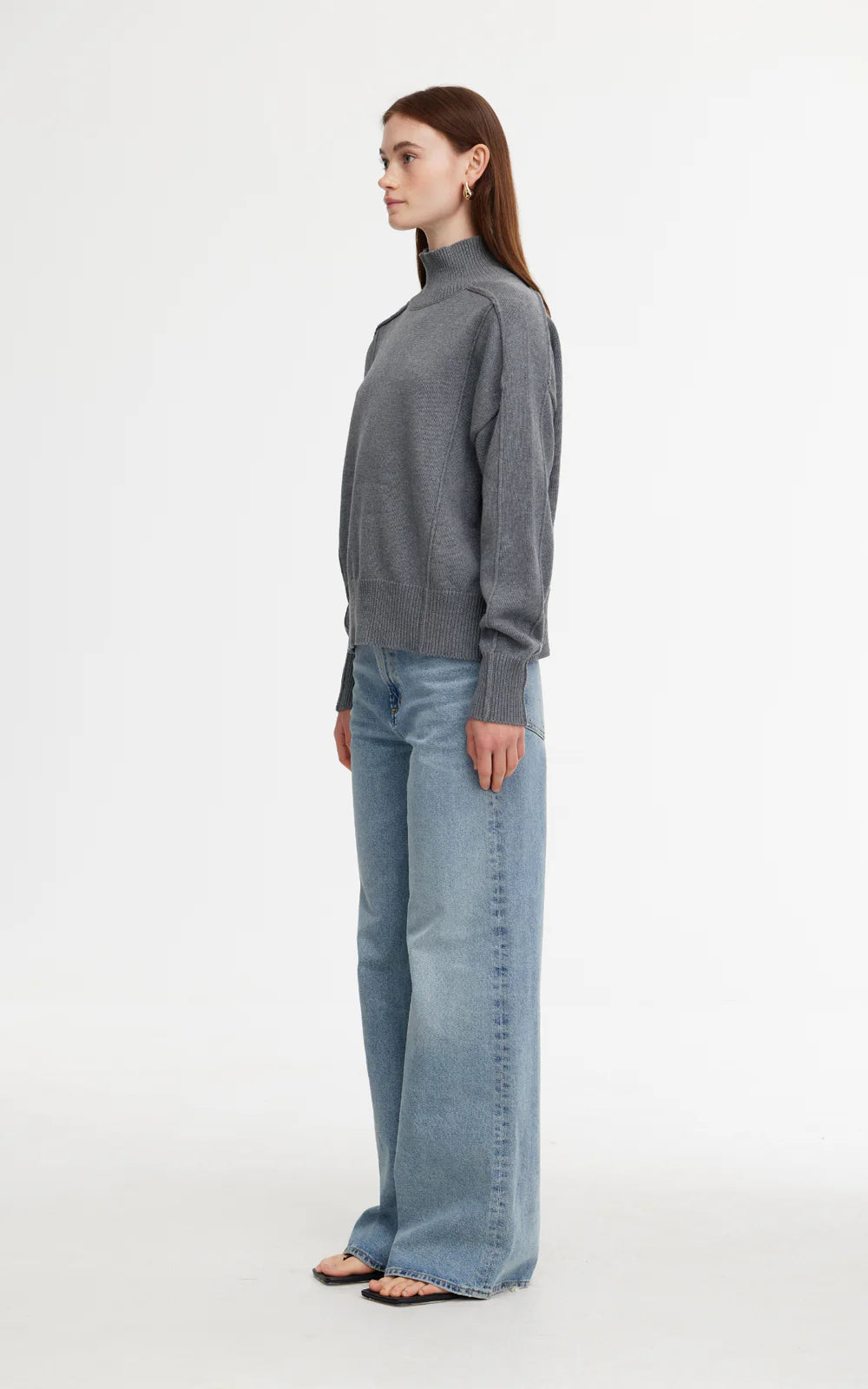 Mae Jumper
