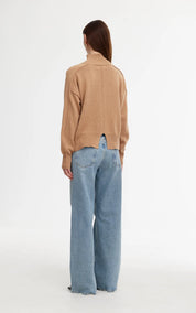 Mae Jumper