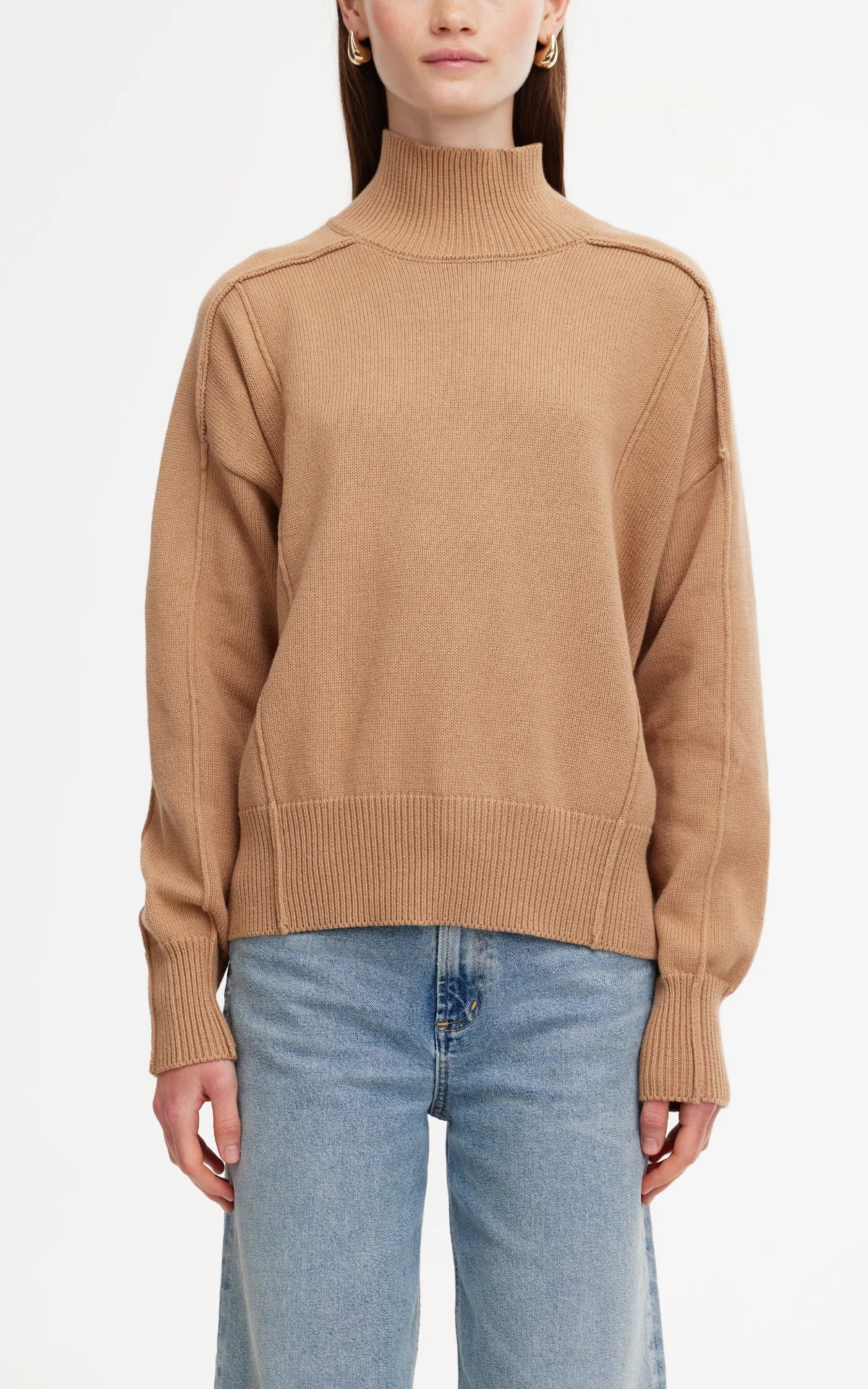 Mae Jumper