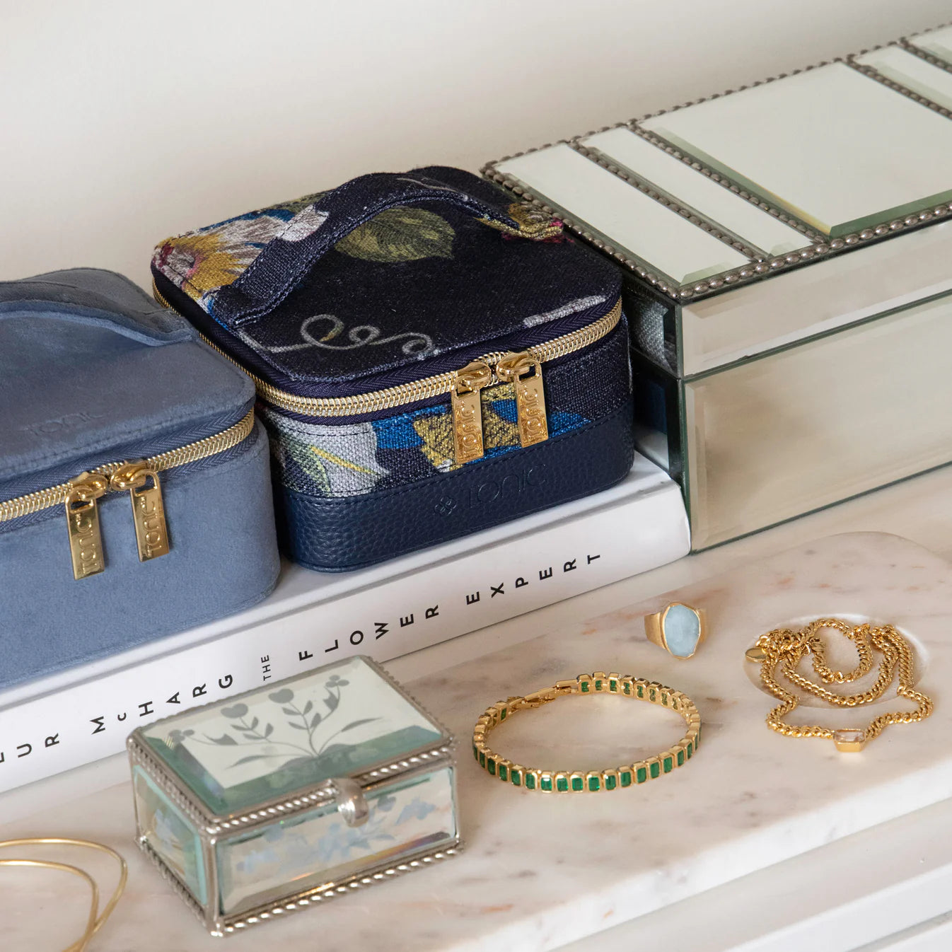 Duet Jewellery Cube
