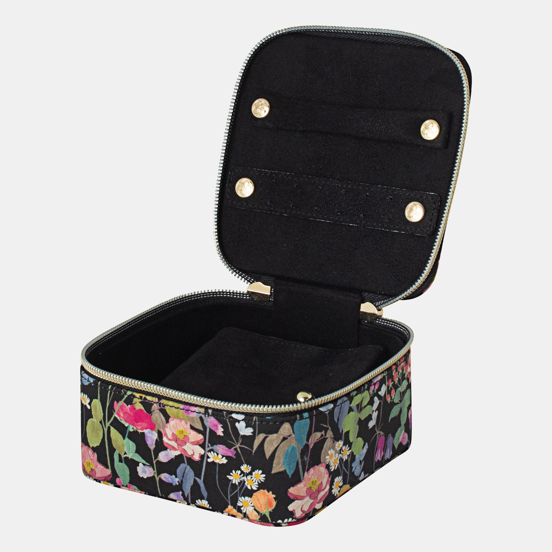 88431_JewelleryCube_Liberty_FairytaleForest_2.jpg