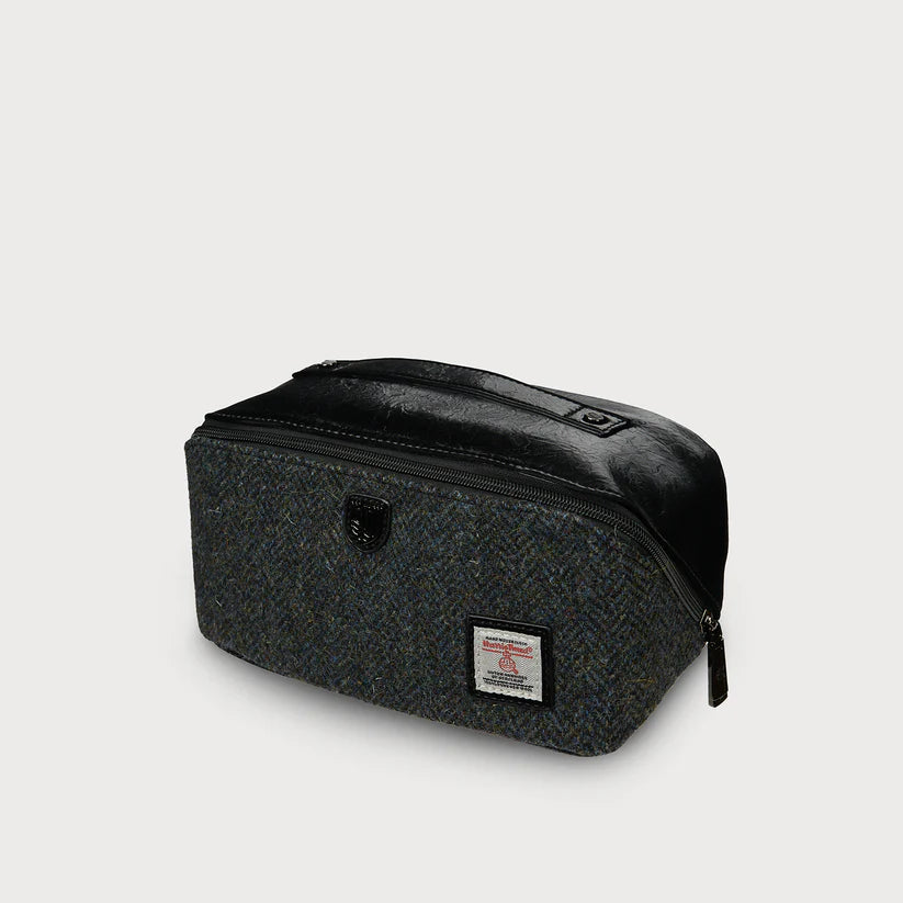 Islander UK Toiletry Bag