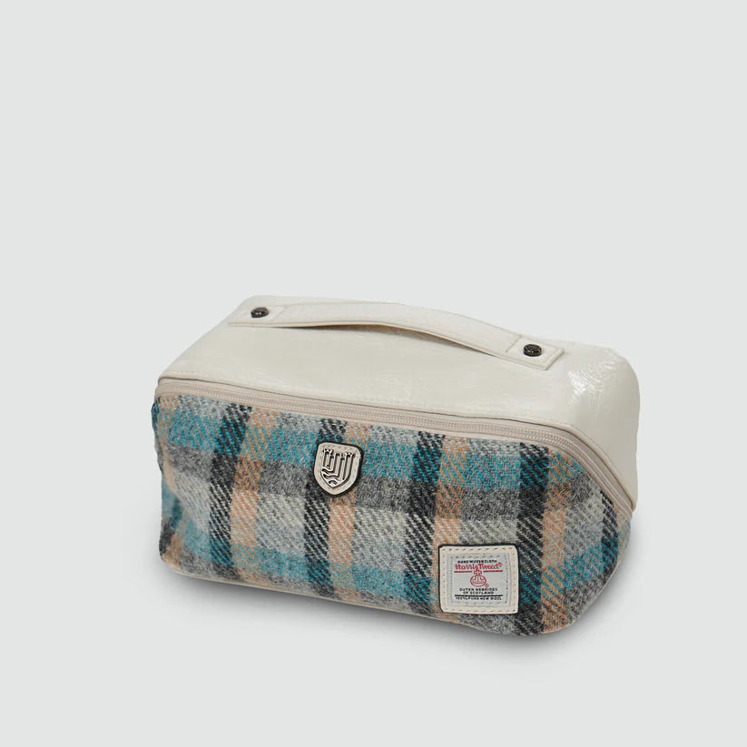 Islander UK Toiletry Bag - Presence Hamilton