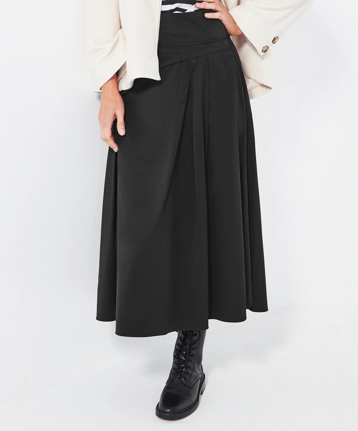 Stroll Skirt - Black - Presence Hamilton