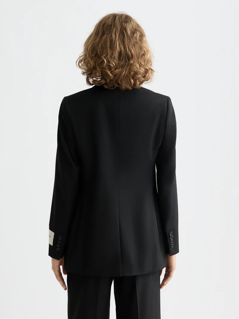 Core SB Fitted Blazer