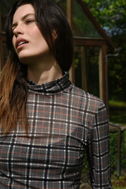 It's Neck and Neck Top- Russet Check - Presence Hamilton