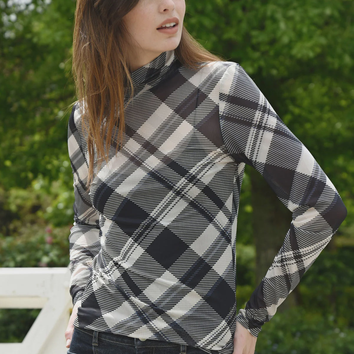COW26_CHECK_AND_CHECK_AGAIN_IT_S_NECK_AND_NECK_TOP_CO21458-06_STONE_CHECK_1.jpg