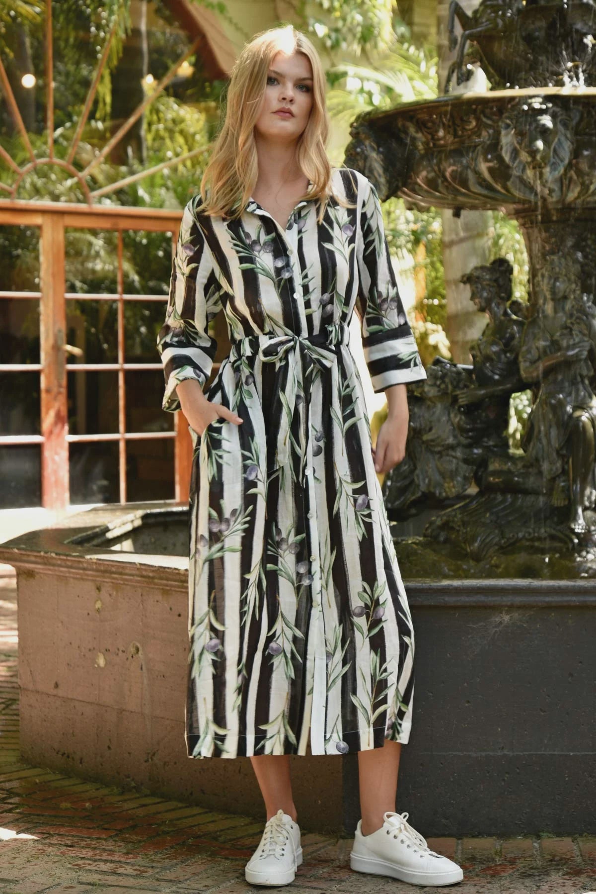 CPSP26_OLIVE_BRANCH_STRIPE_A_POSE_DRESS_CP5991-17SP26_BLACK_WHITE_1.jpg
