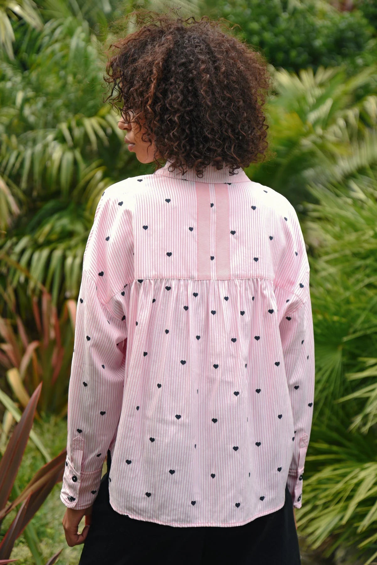 Heart Line Shirt- Pink