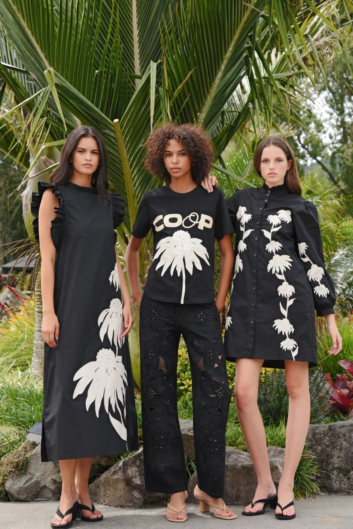 Three-Mendous Blooms Dress- Black & Cream