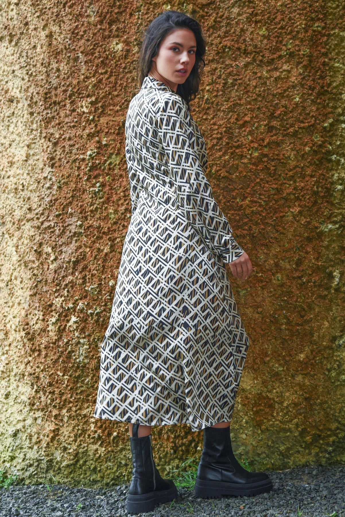 CPW26_PATTERNED_INSTINCT_TIED_TO_THE_WILD_DRESS_CP50044-14_BRONZE_2.webp