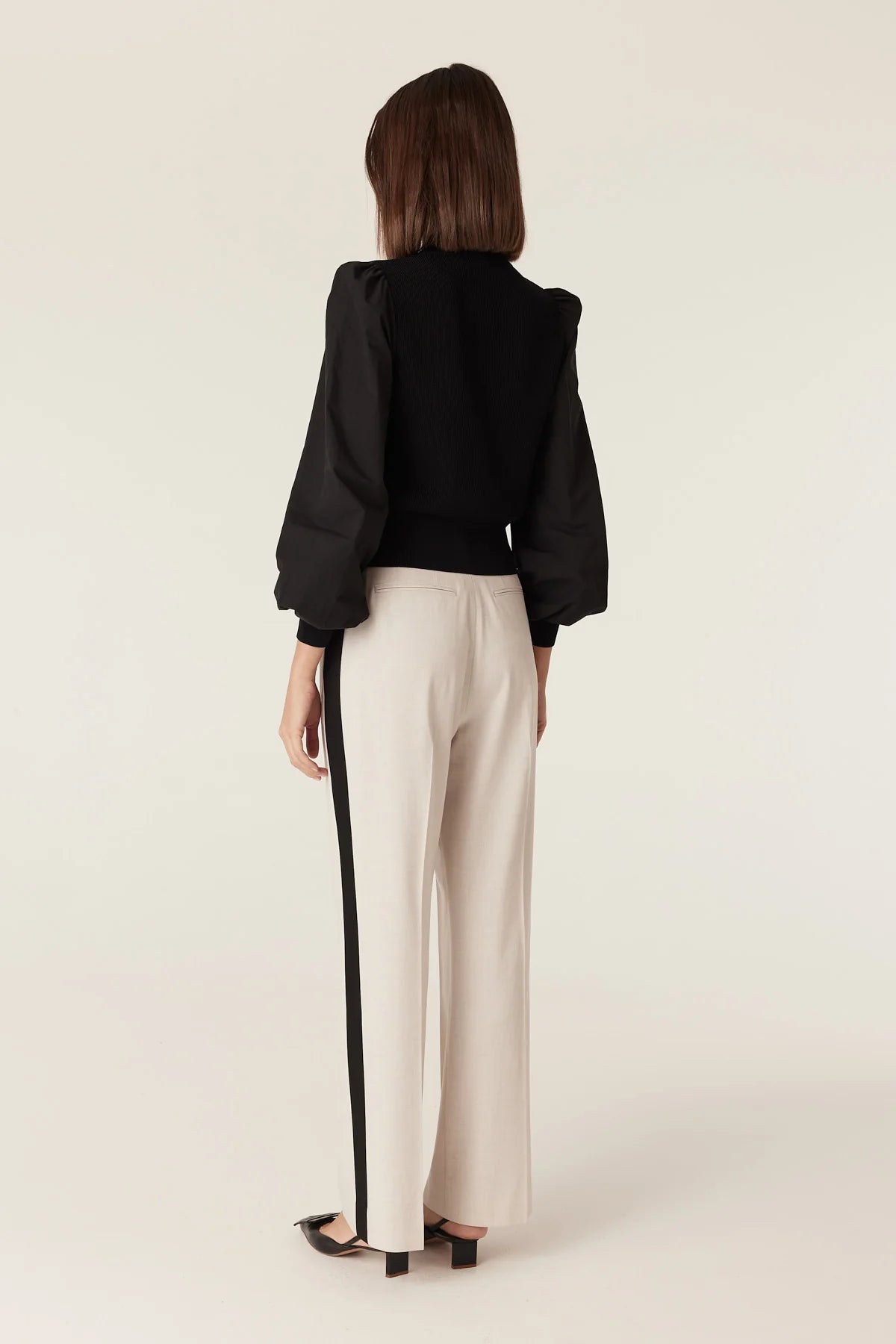 Crepe Spring Cardigan - Black