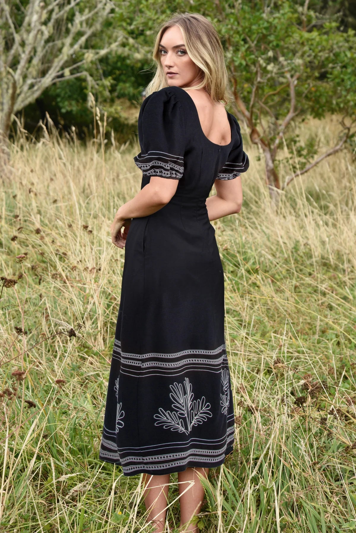 CTSP26_LEAVE_ME_IN_STITCHES_SHAPE_YOUR_DESTINY_DRESS_CT5763-38SP26_BLACK_2.webp