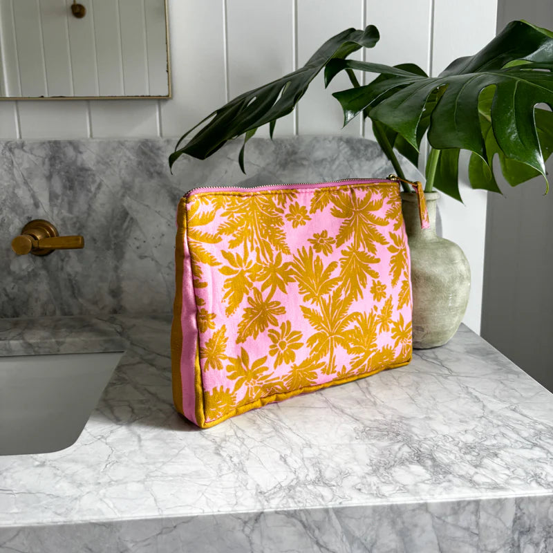 CosmeticBag_Orchid_LocoLiving-19_35a495a8-8e13-4624-89e3-ea9a09bc1a7f.webp