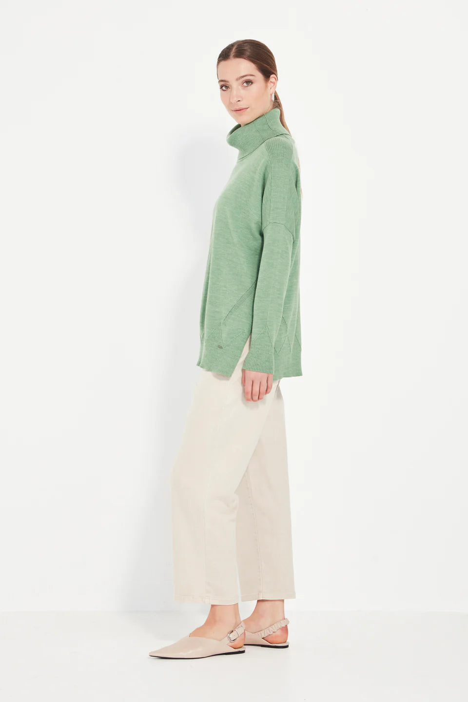 Gaby Sweater- Pistachio - Presence Hamilton