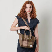 The Medium Caillie Tote
