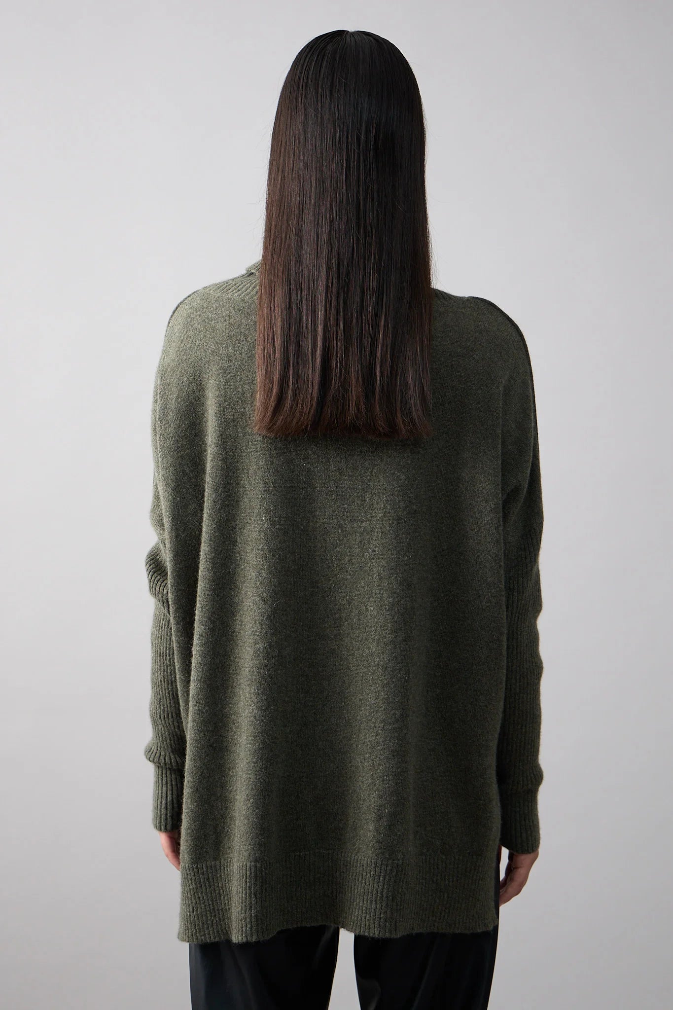 Gigi Step Rollneck- Military