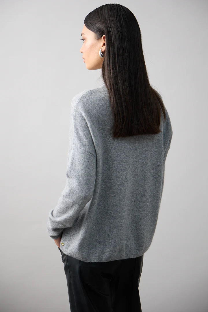 Sloane Mockneck