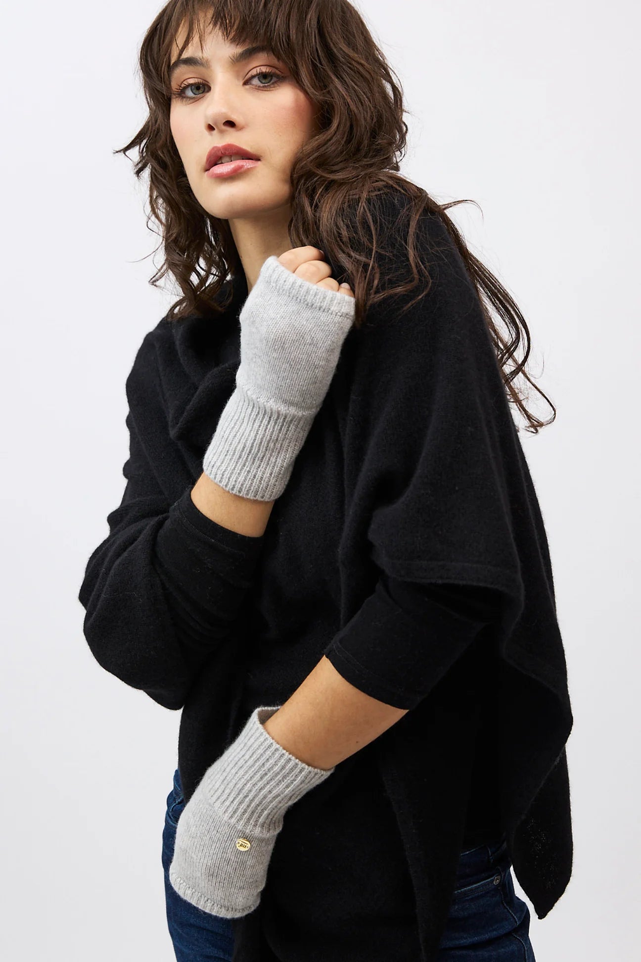 Mia Cashmere Poncho - Black - Presence Hamilton