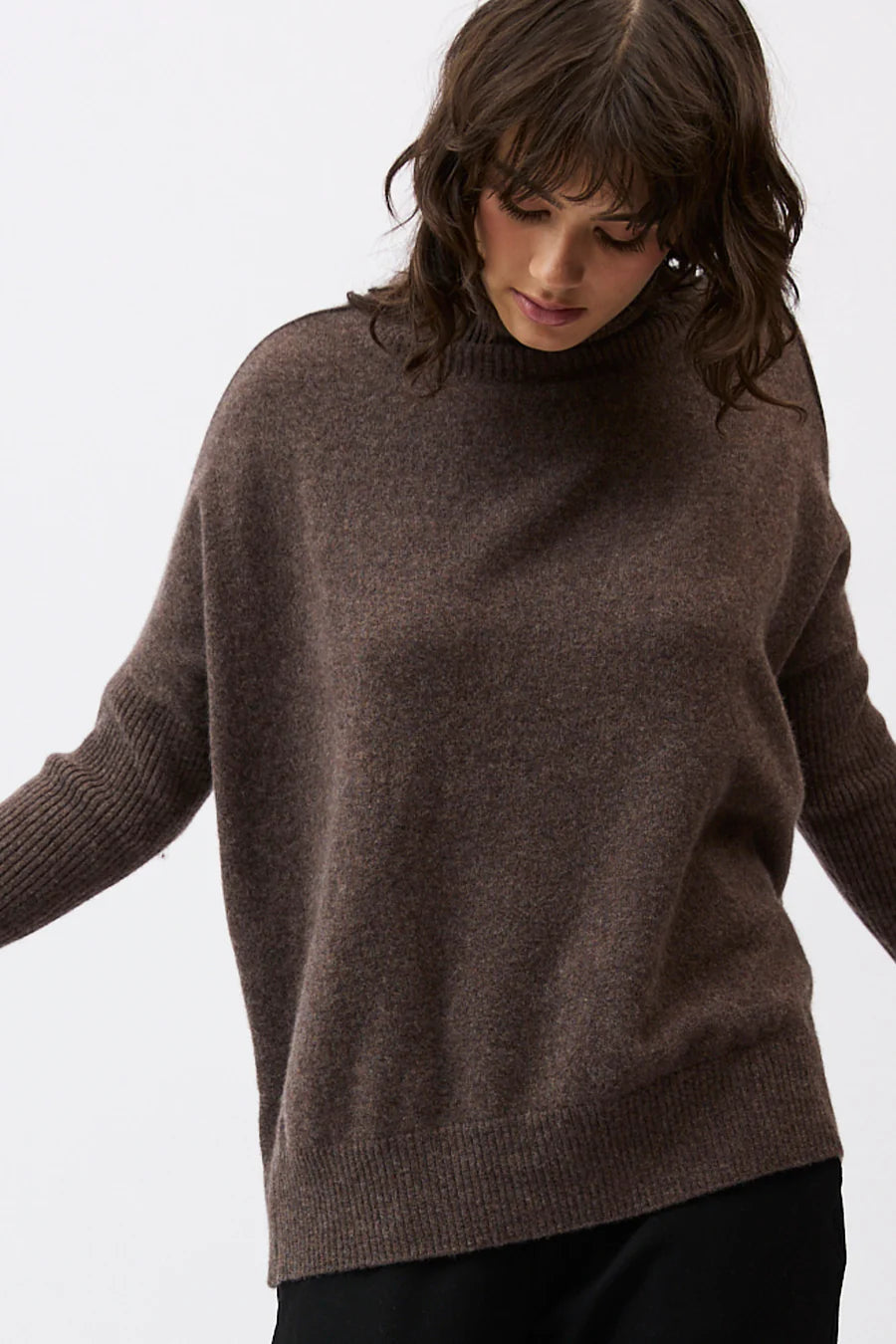 Gigi Step Rollneck- Espresso - Presence Hamilton