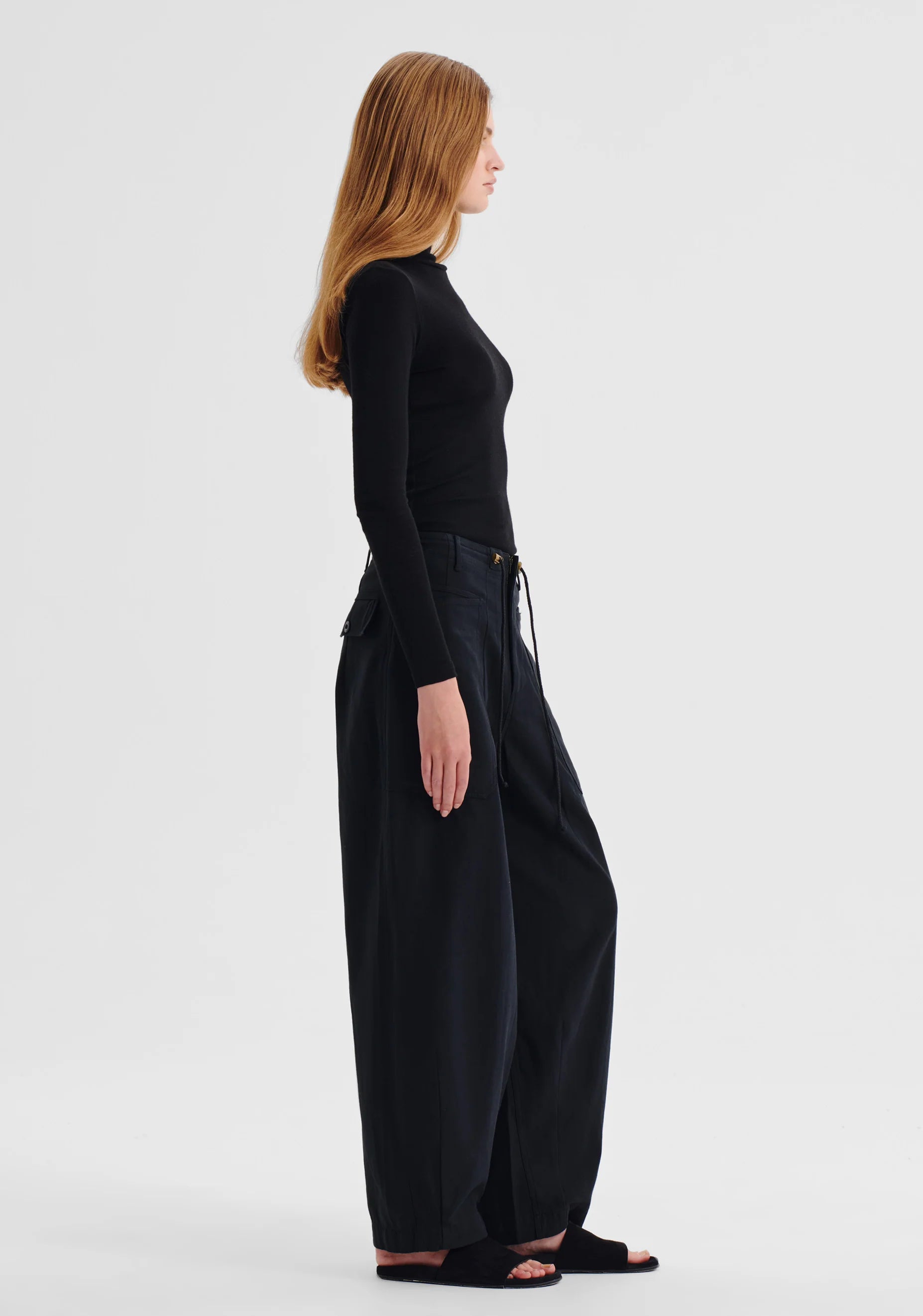 Morri Merino High Neck - Black - Presence Hamilton