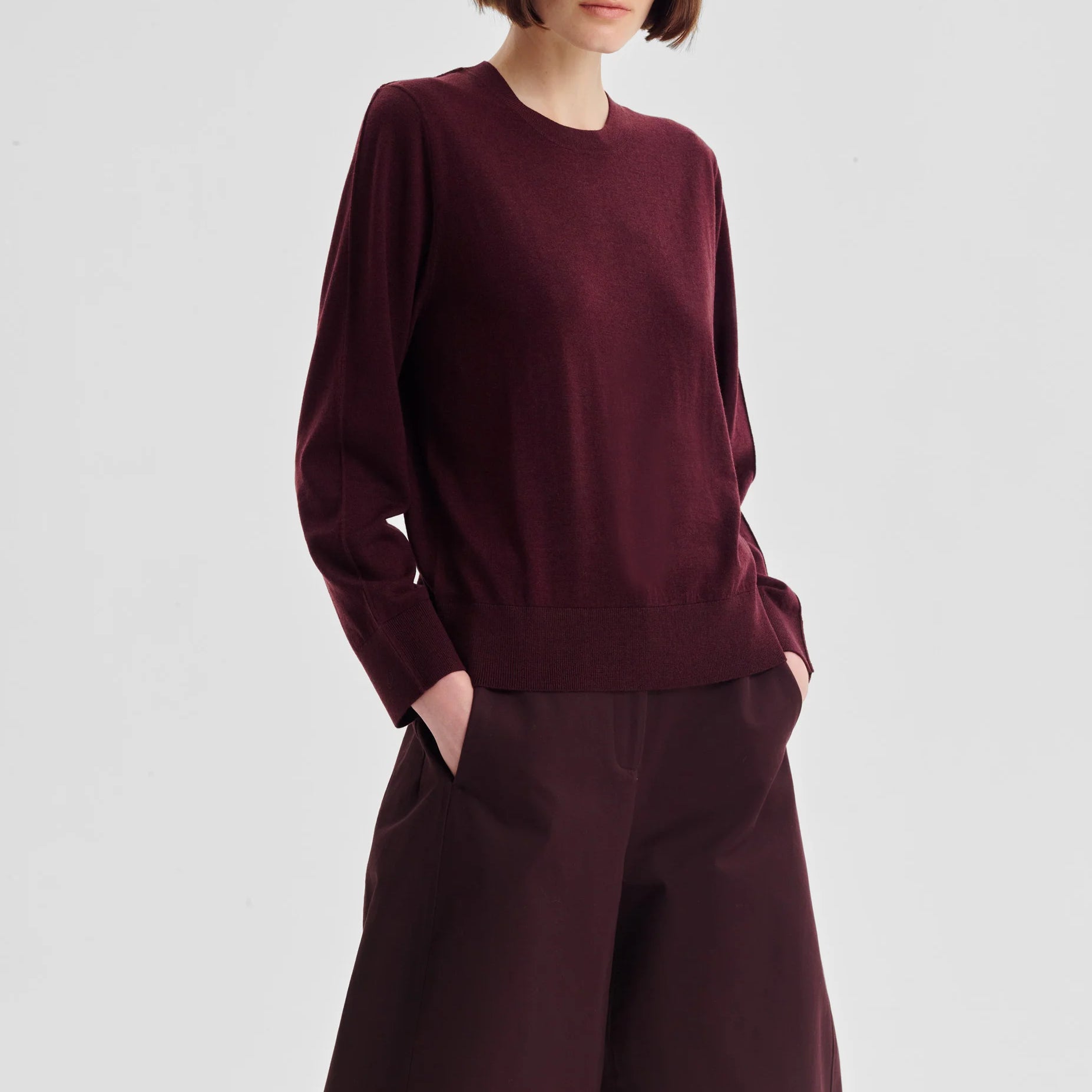 Oxford Merino Knit Pullover - Pinot - Presence Hamilton