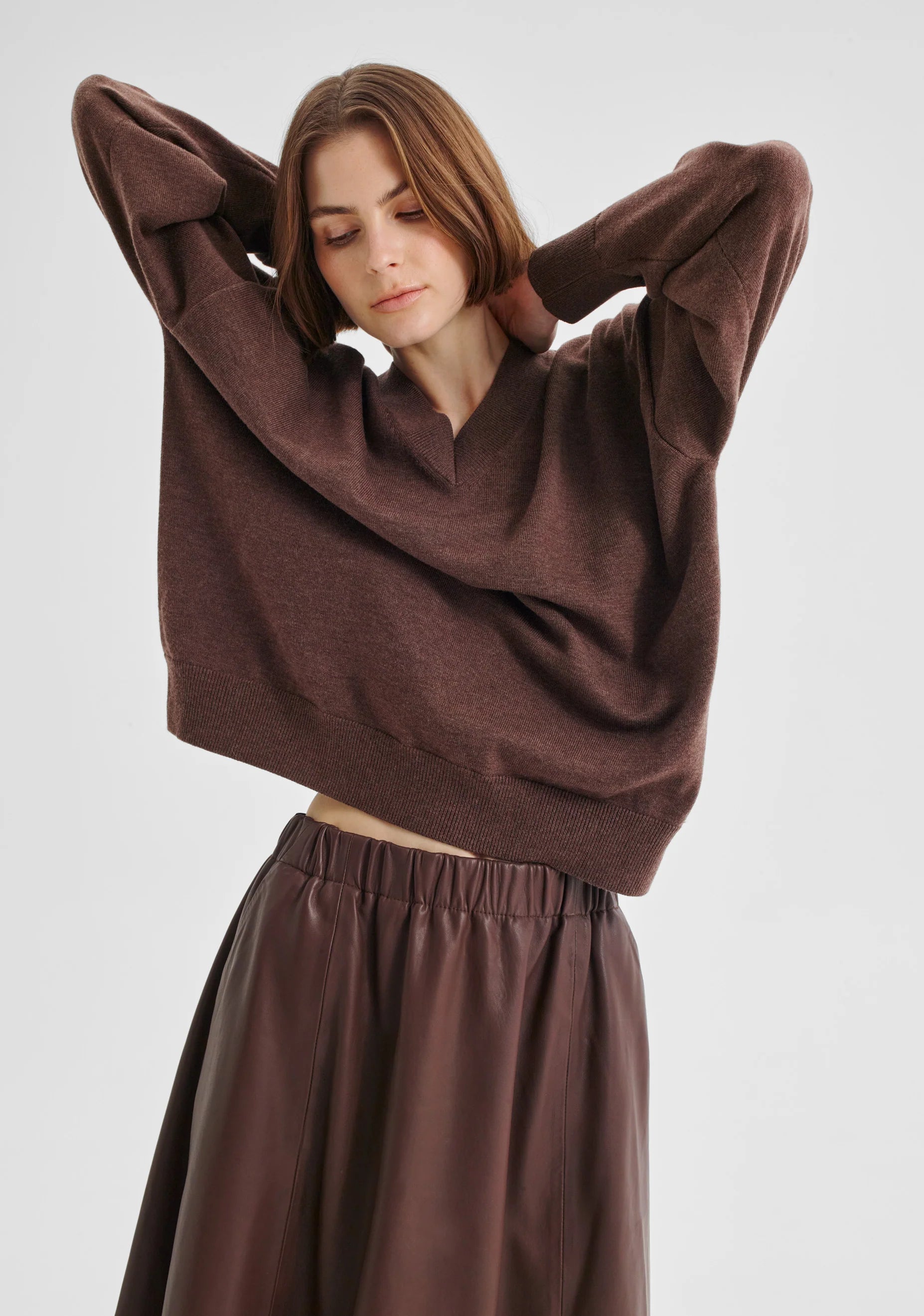 Payton V-Neck Pullover - Presence Hamilton
