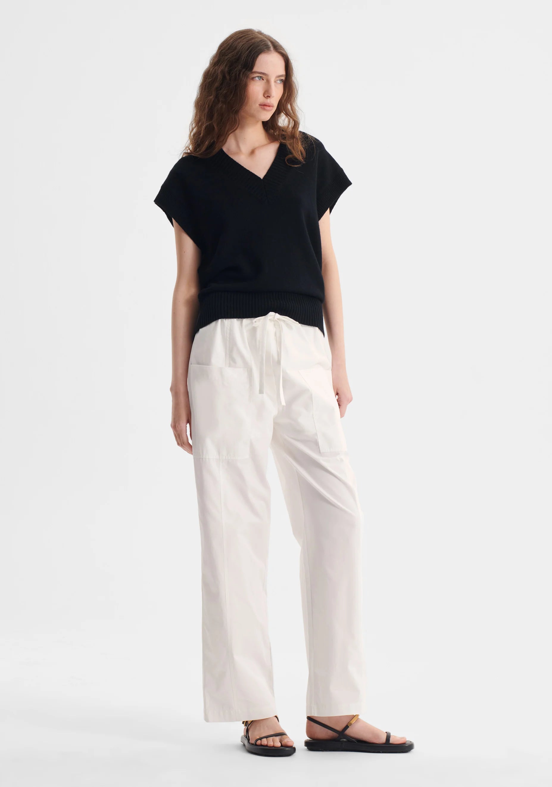 Winston Vest - Black - Presence Hamilton