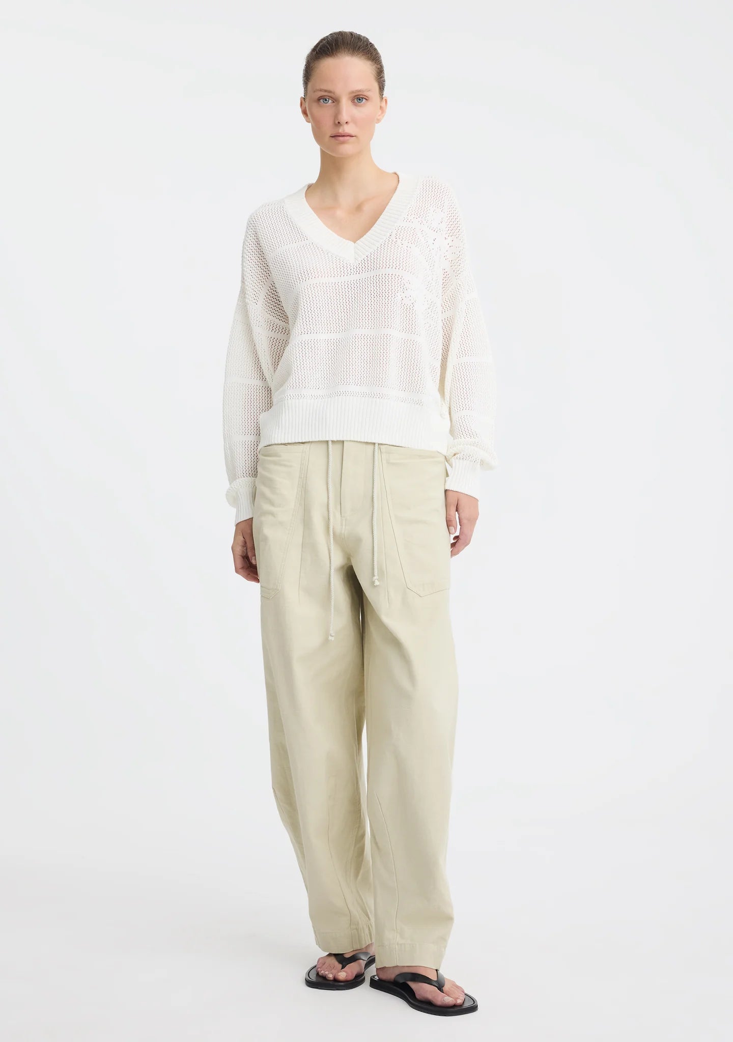 Elira Knit Pullover- White