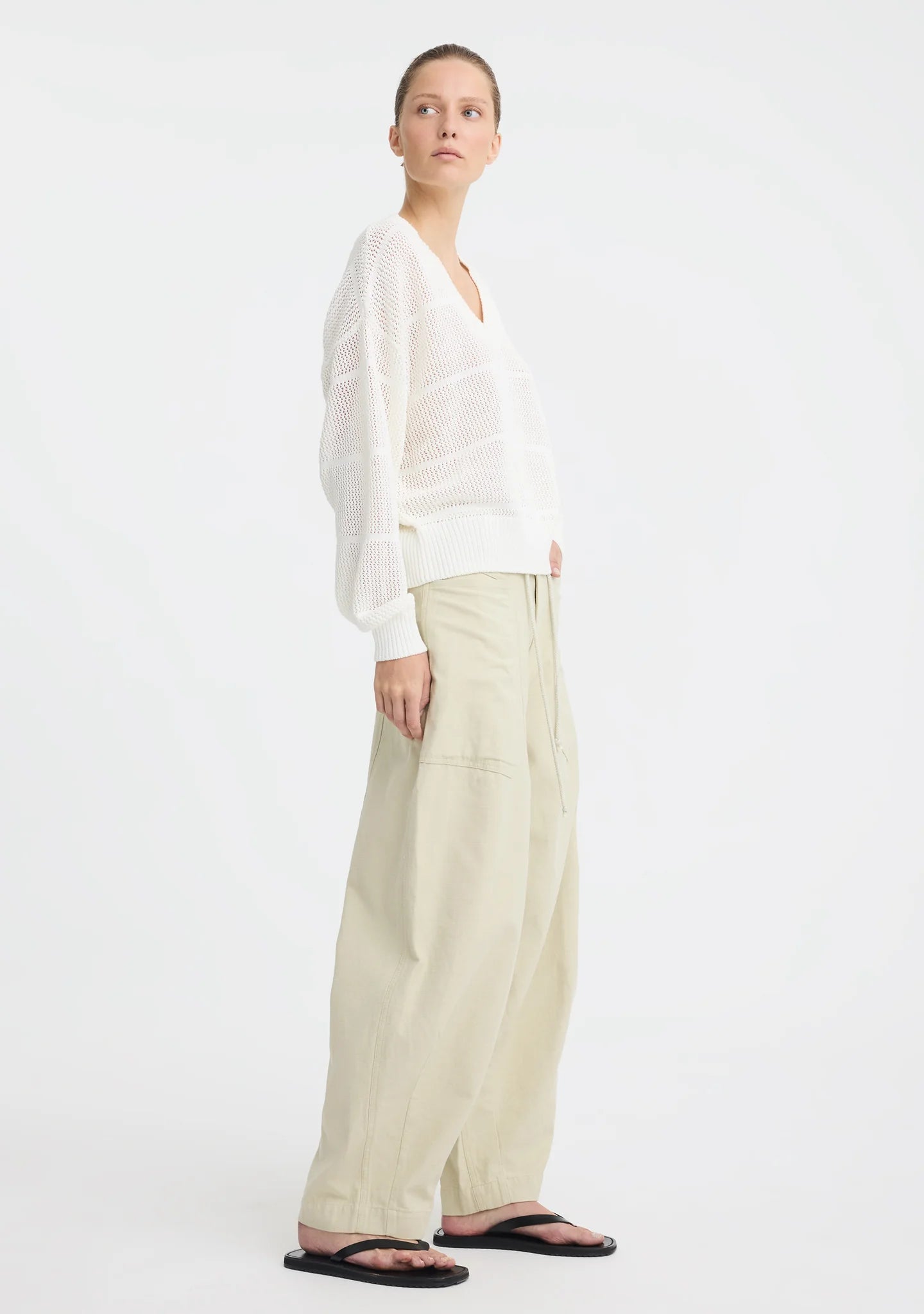 Elira Knit Pullover- White