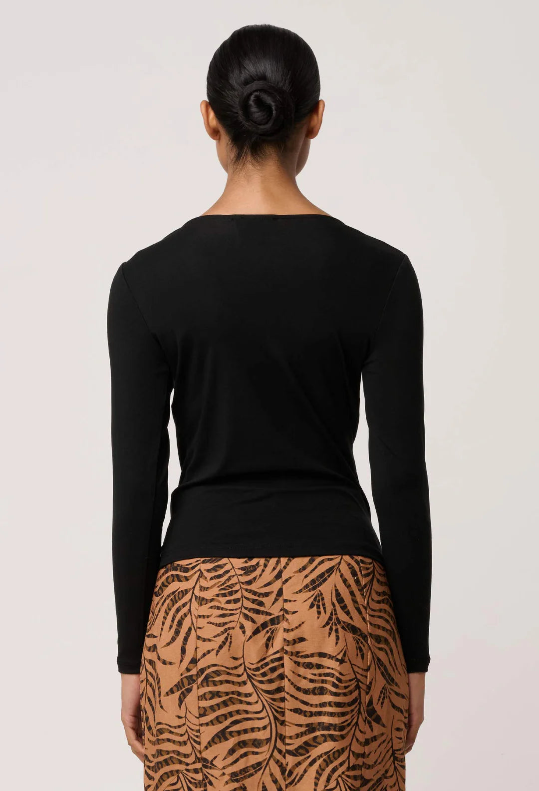Milda Stretch Cowl Top - Black