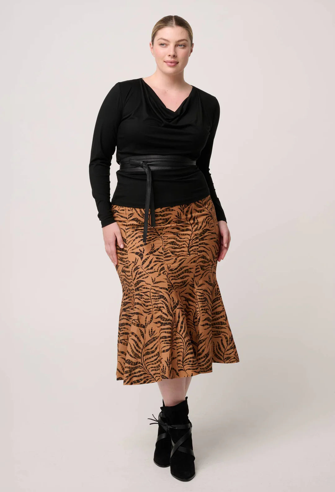 Milda Stretch Cowl Top - Black
