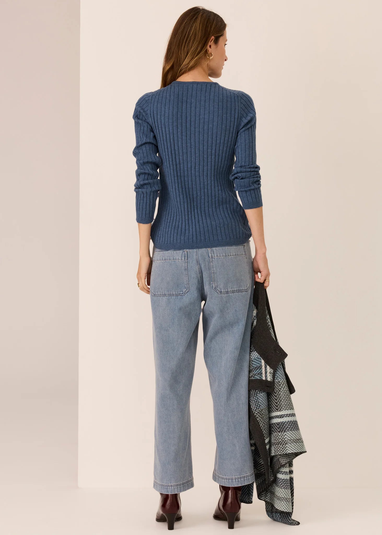 Tate Henley- Blue - Presence Hamilton