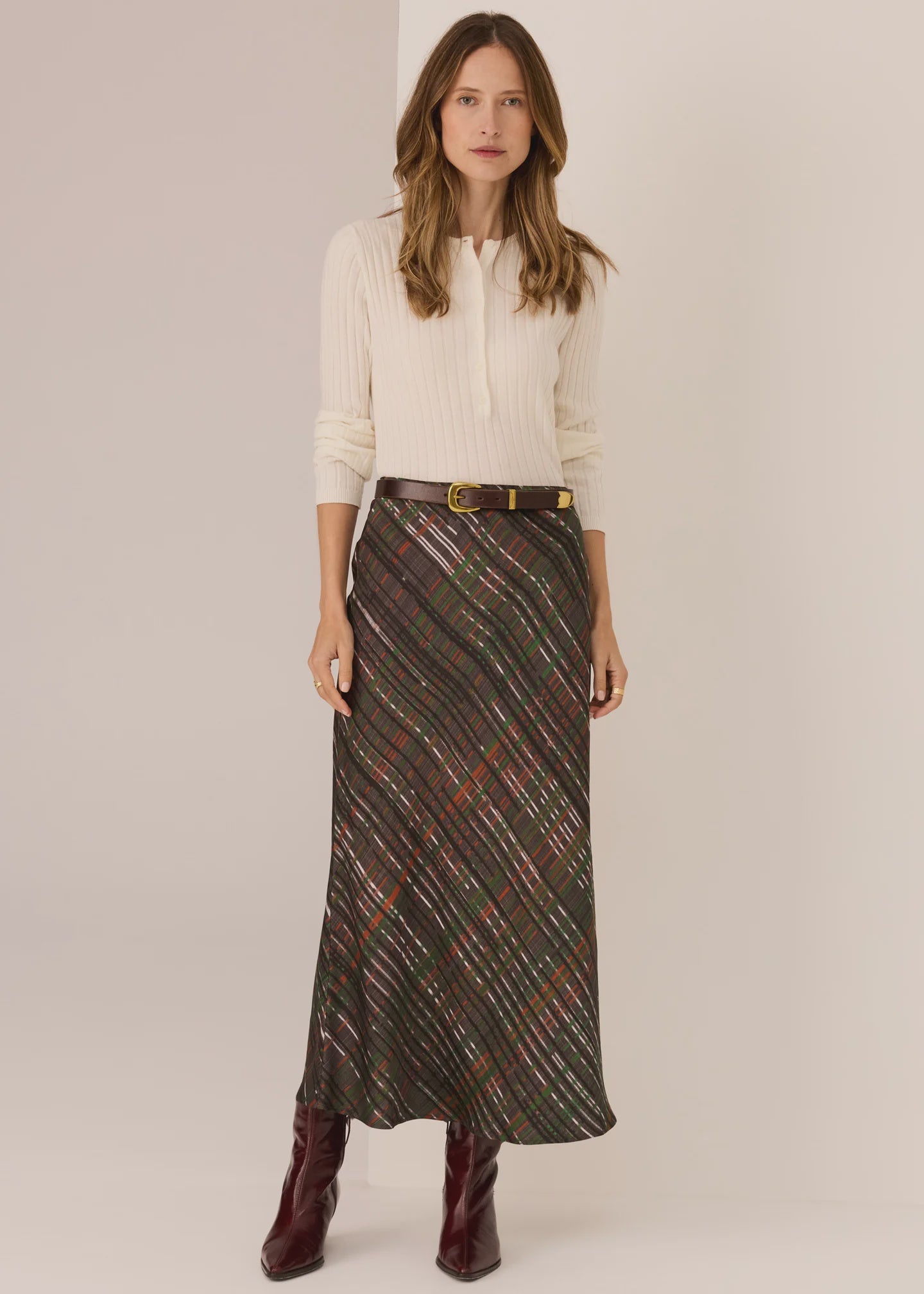 Tate Henley- White - Presence Hamilton